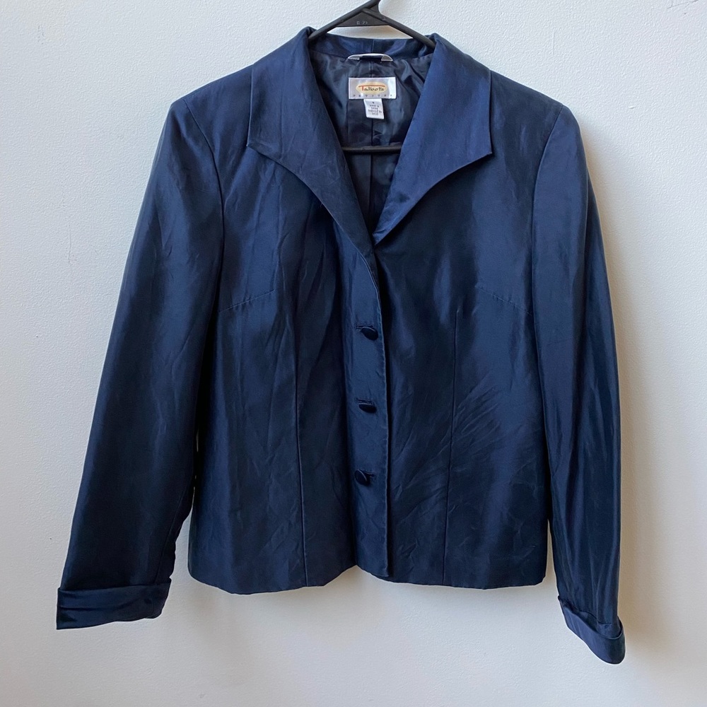 Blazer. Dark blue.